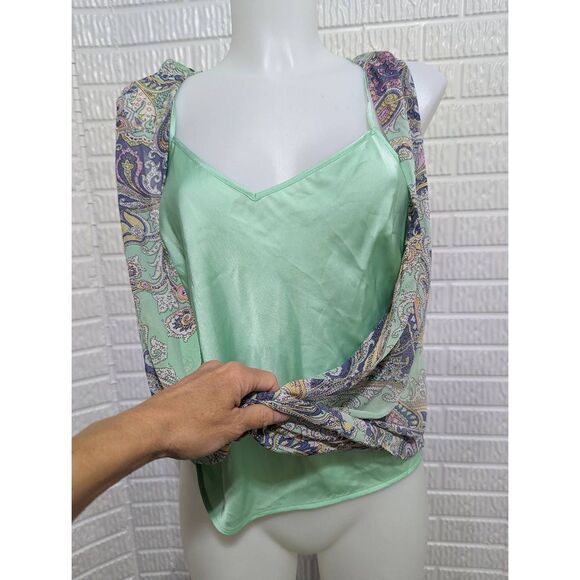 Cremieux Women's 2 Piece Green Cami And Paisley Drape Sheer Top Blouse Sz XS NWT - Picture 4 of 5